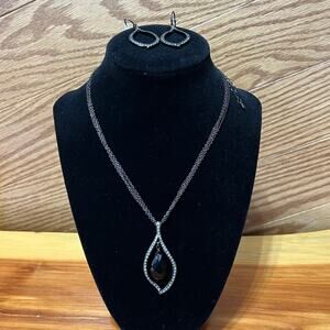 Lia Sophia Tempest Necklace & Earrings Set Cut Crystals Statement Set Signed